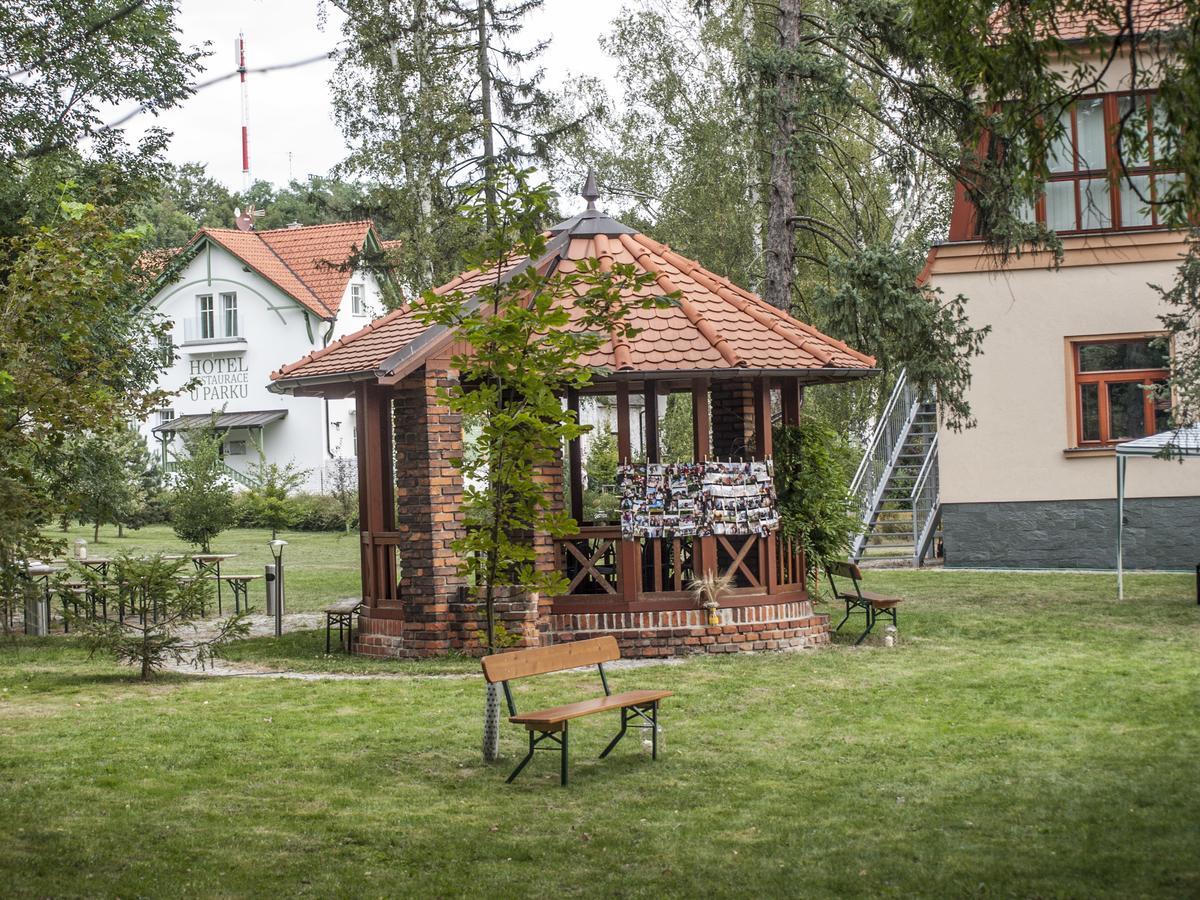 Hotel U Parku Hořovice Exterior foto